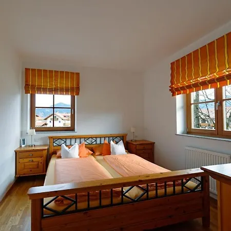 Lovely In Apartment *